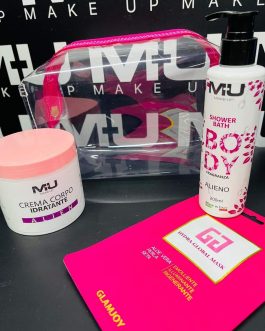 Kit pochette + Crema corpo + bagno schiuma + maschera in tessuto MU MAKE UP