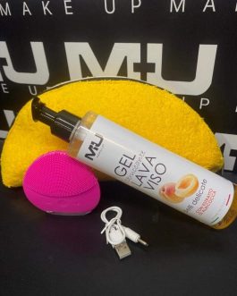 Kit pochette + gel viso + Spugna massaggio scrub MU MAKE UP