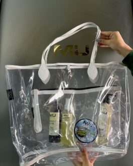•MAXI BORSA MARE TRASPARESTE •MAXI BORSELLO TRASPARENTE •OLIO ABBRONZANTE 2OOML •SPRAY PROFUMO CAPELLI  15OML •ACQUA PROFUMO CORPO SCINTILLANTE 2OOML •DOPOSOLE ALOE VERA 2OOML