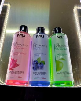 GEL DETERGENTE VISO ADATTO A TUTTI I TIPI DI PELLE 2OOML •DELICATO AL FIOR DI LOTO •DELICATO AL MIRTILLO •RINFRESCANTE ALLA MELA VERDE