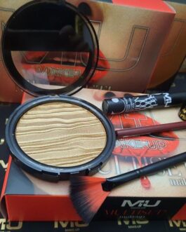 Kit con scatola❤️  •Illuminante maxi •Pennello ventaglio x illuminante  •Mascara seduction •Tinta semipermanente  •Matita abbinata  MU MAKE UP