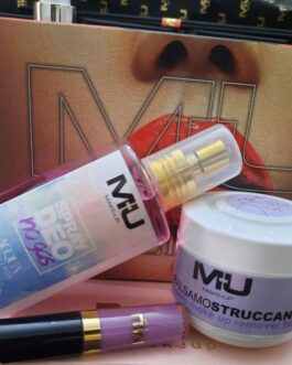 Kit con scatolo ❤️  •Lip opaco •Baldamo struccante  •Deodorante corpo  MU MAKE UP