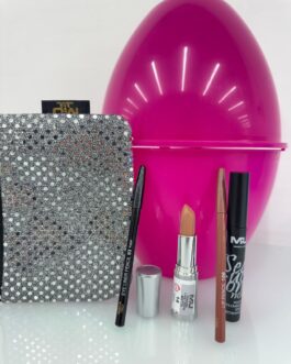 KIT UOVO  POCHETTE +  MATITA OCCHI + ROSSETTO + MATITA LABBRA + MASCARA mumakeup